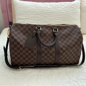 Authentic Louis Vuitton Keepall Duffel (Damier)